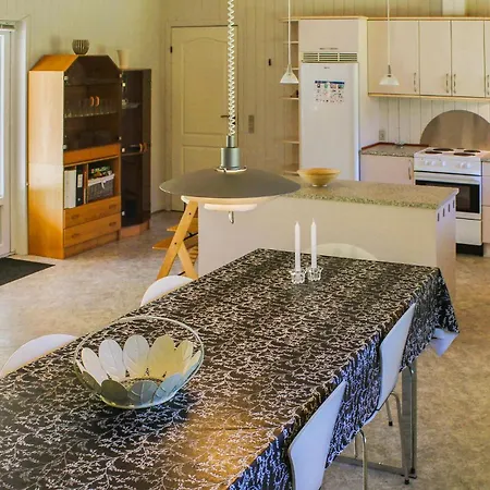 בית נופש Three-bedroom In