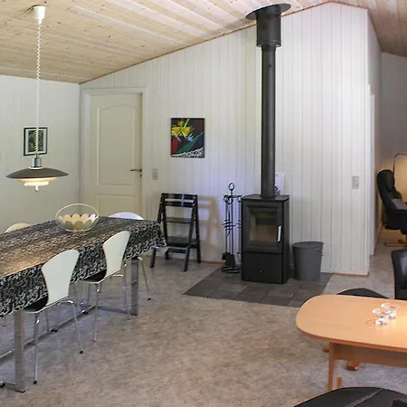 Three-bedroom In Ansager